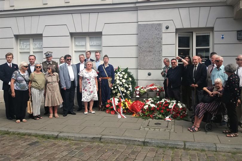 KPP upamiętniła żołnierzy Armii Ludowej poległych w czasie powstania warszawskiego